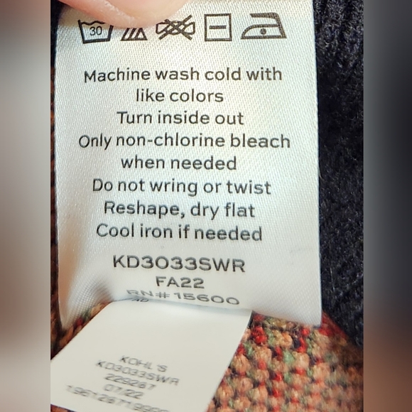 NEW! Draper James Rose Floral Cardigan Sweater Size XXL With Gold Tone Buttons - Picture 6 of 6